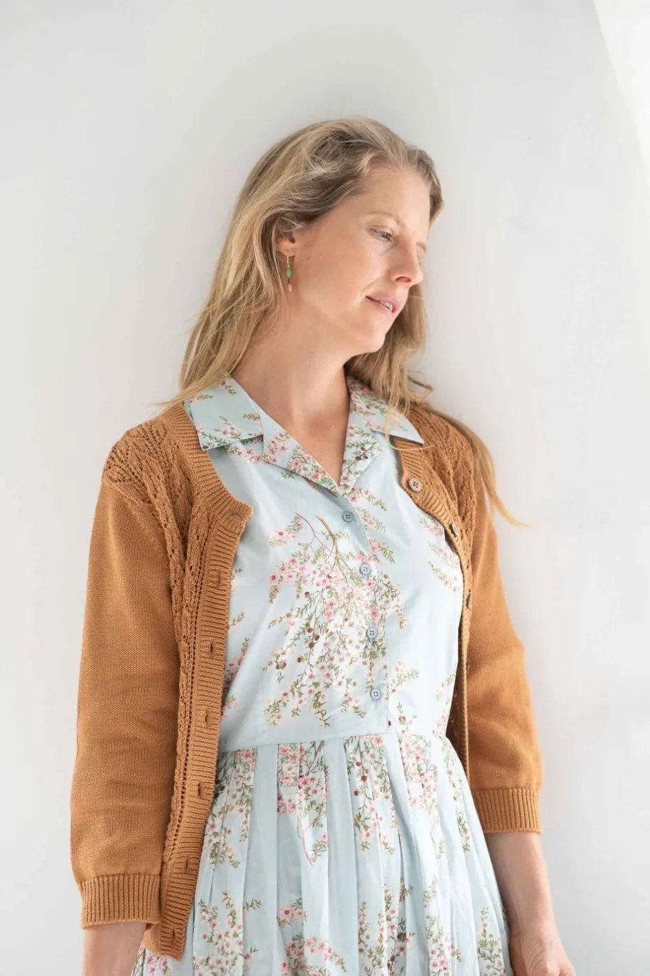 ava_cardigan_almond_3.webp Flash Sale Lazybones Ava Cardigan Almond