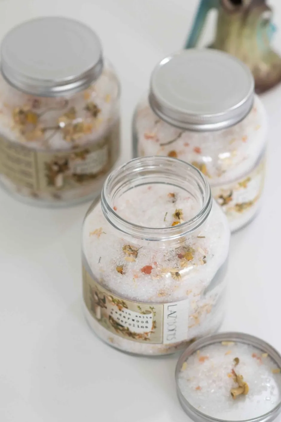 bath_salts__cedarwood__nerolina_2.webp Cheap Lazybones Bath Salts - Cedarwood & Nerolina