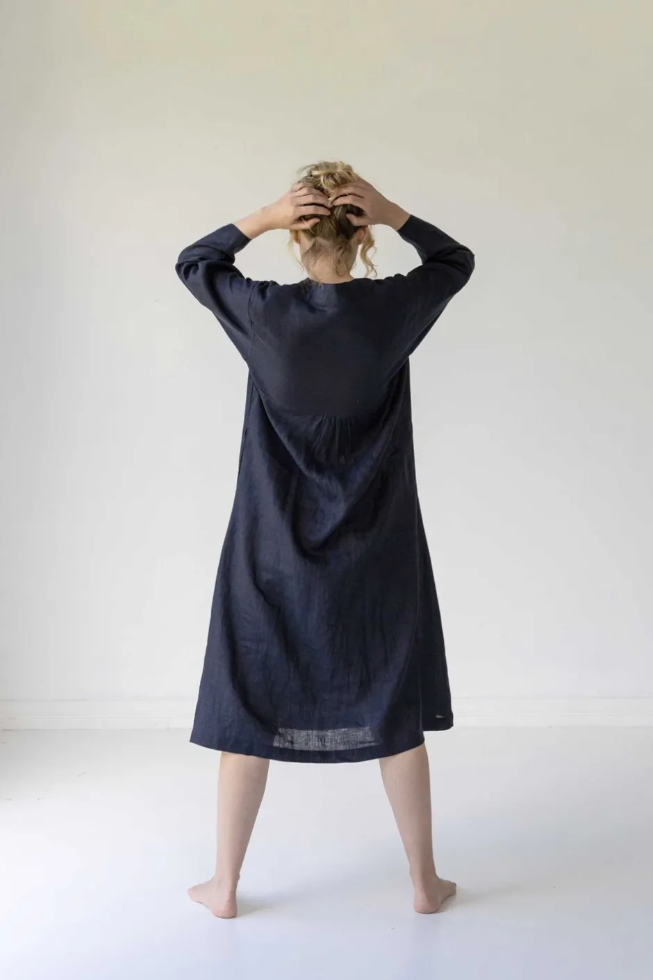 emma_linen_dress_in_dark_navy_4.webp Cheap Lazybones Emma Linen Dress In Dark Navy