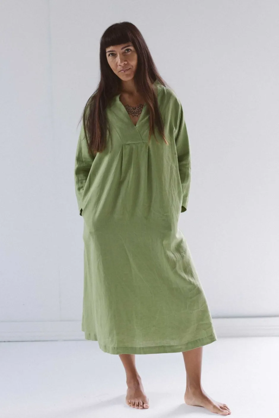 Discount Lazybones Emma Linen Dress In Herb Green