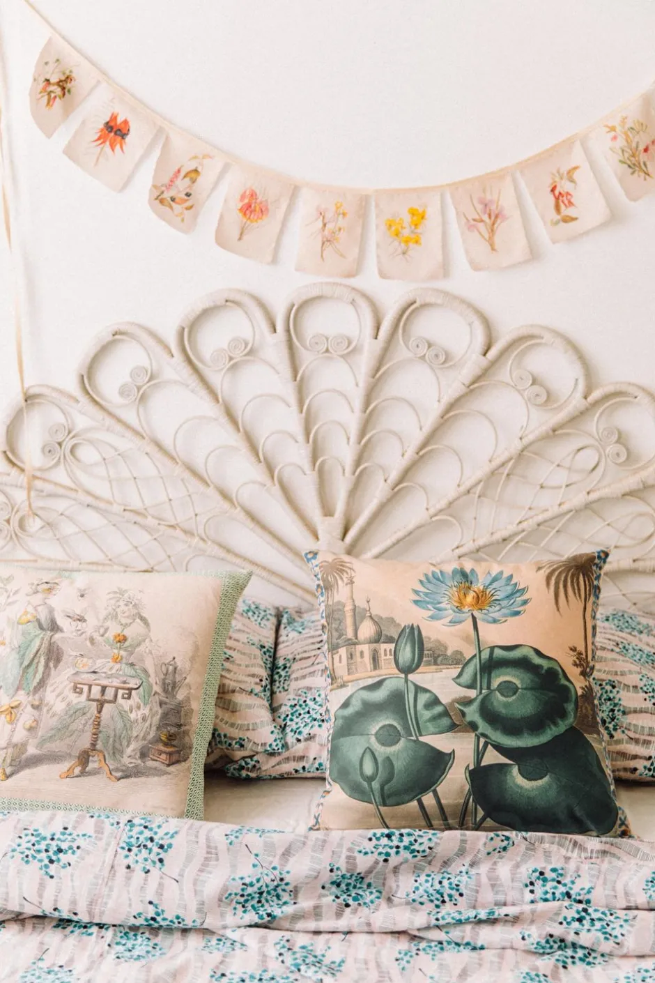 Best Sale Lazybones Gertrude Lovegrove Botanic Garland *Organic Cotton