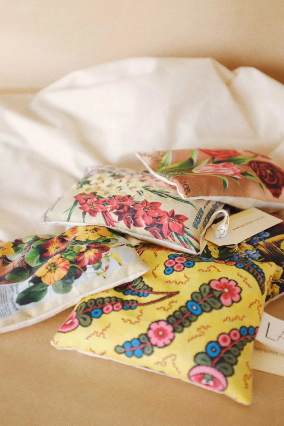 rosa__lavender_scented_sachet_2.webp Flash Sale Lazybones Rosa - Lavender Scented Sachet
