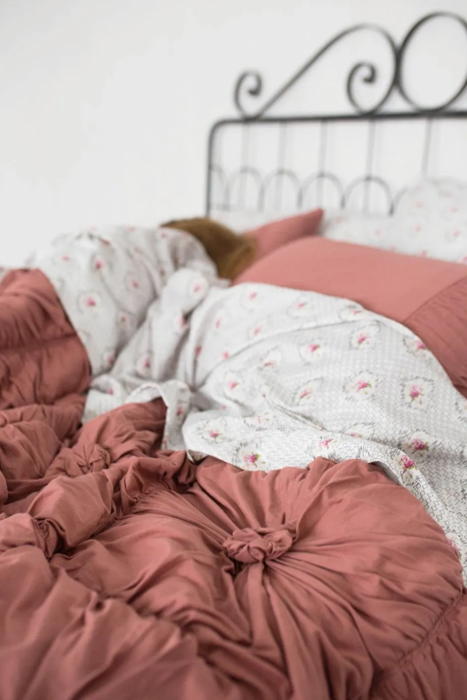 New Lazybones Rosette Quilt In Cedar *Organic Cotton