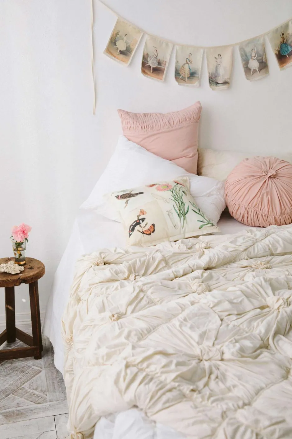 Best Lazybones Rosette Quilt In Natural *Organic Cotton