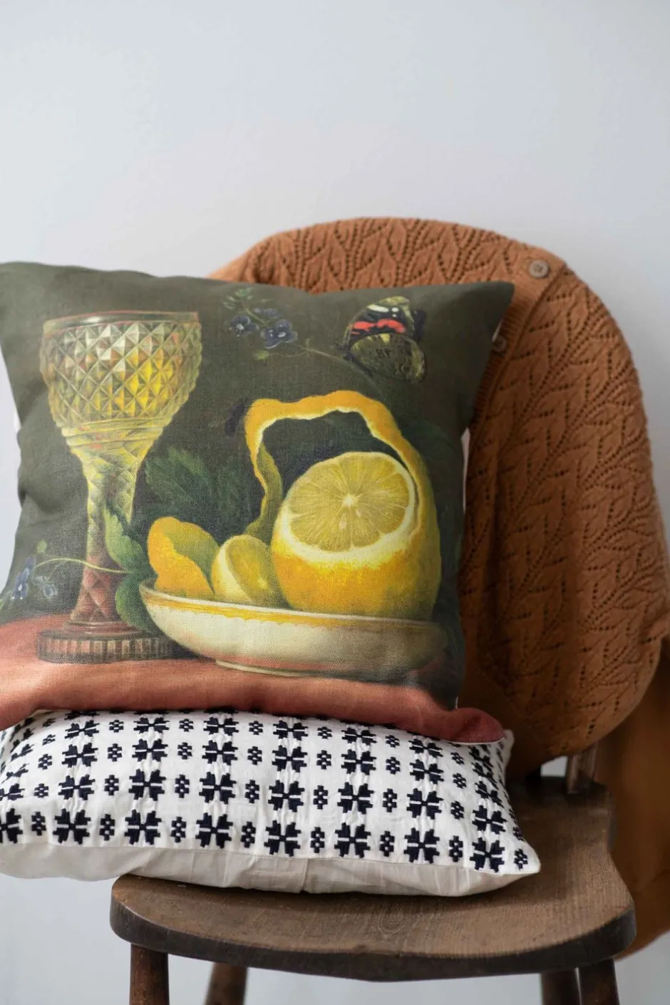 Sale Lazybones Still Life With Lemon Cushion Cover *Linen