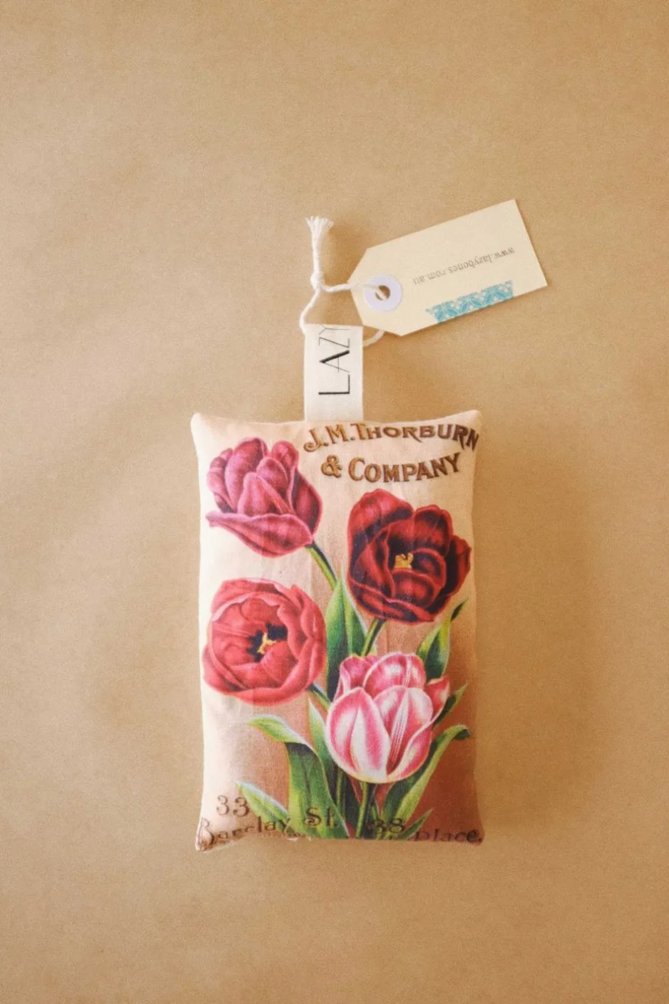 Store Lazybones Tulip - Lavender Scented Sachet